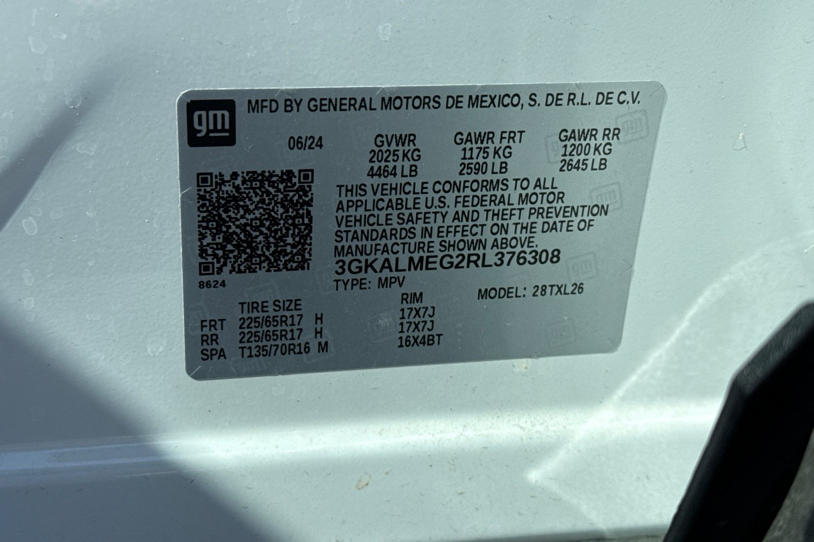 Used 2024 GMC Terrain SLE FWD image 37