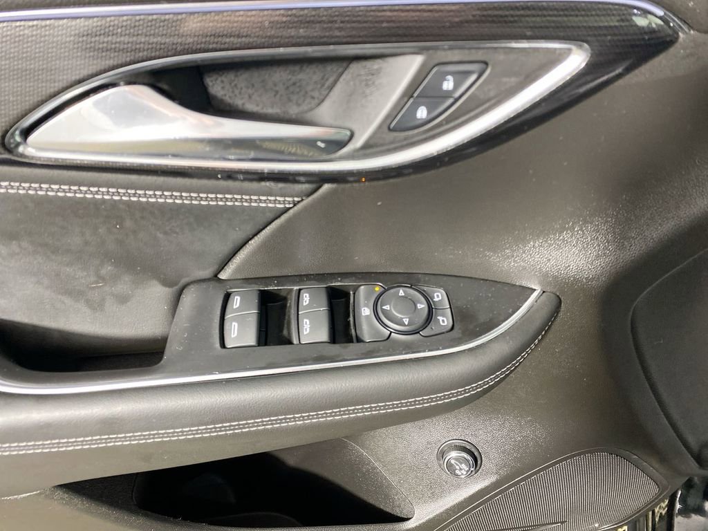 Used 2023 Buick Envision Preferred FWD image 13
