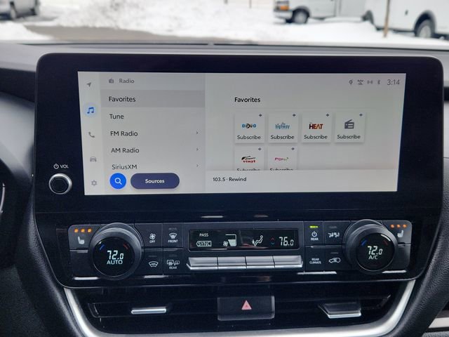 Used 2024 Toyota Grand Highlander XLE image 40