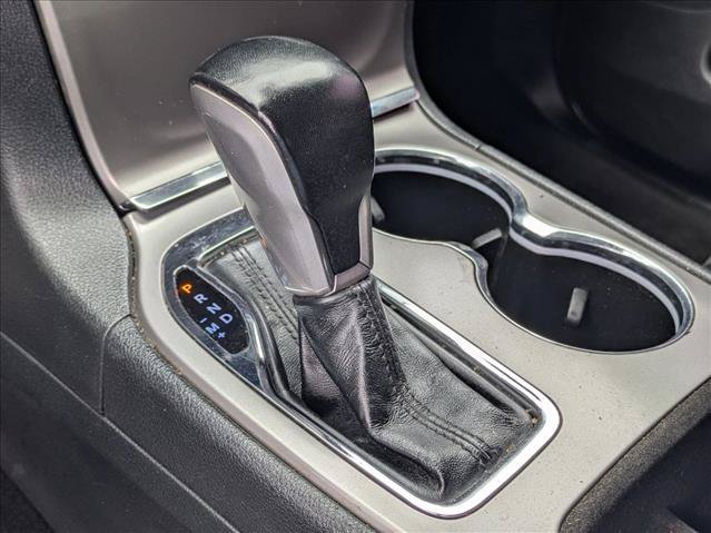 Used 2022 Jeep Grand Cherokee Laredo X RWD image 12