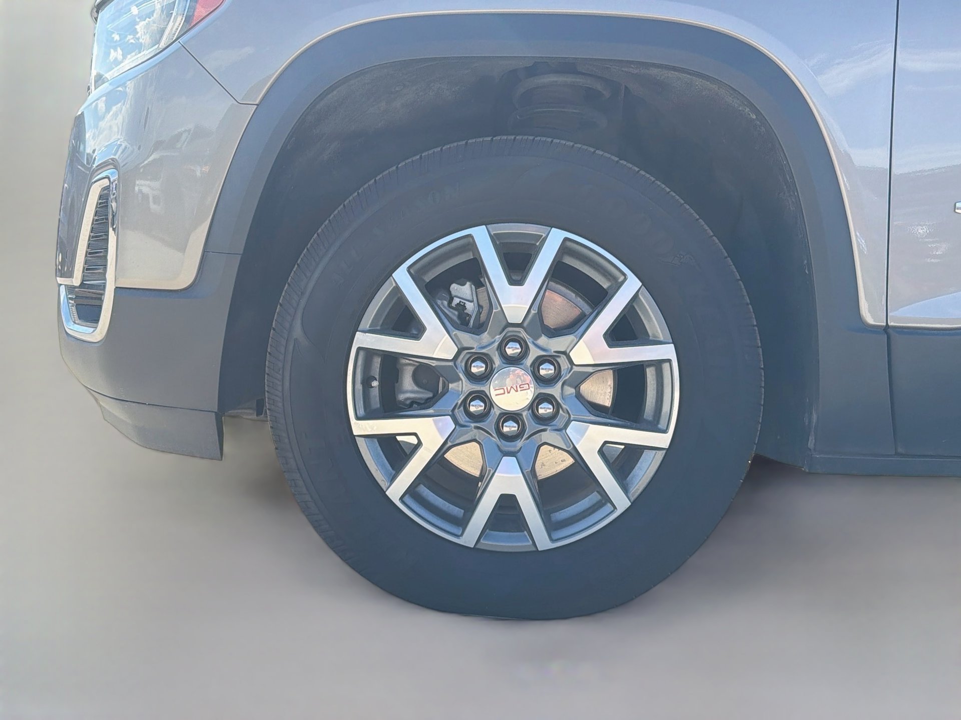 Used 2023 GMC Acadia SLT AWD/4WD image 35