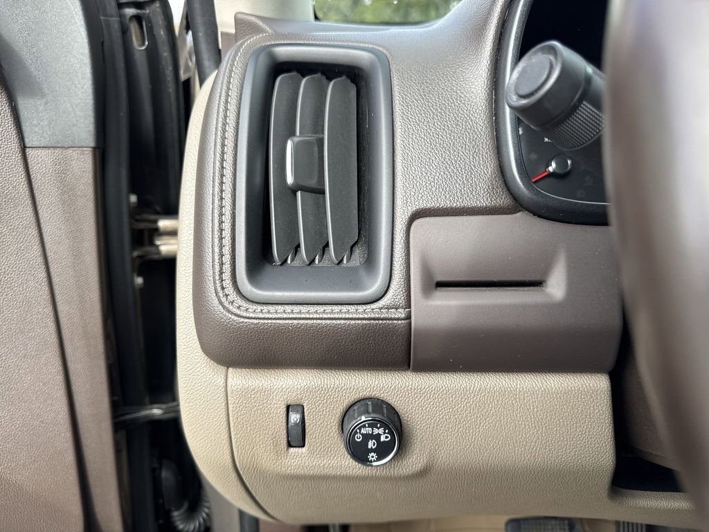 Used 2017 GMC Canyon SLT w/ Driver Alert Package image 22