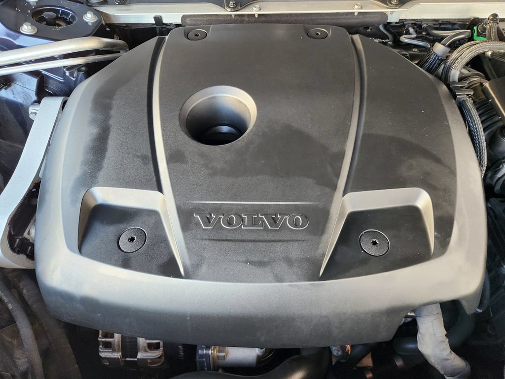 Used 2016 Volvo XC90 T6 Momentum AWD/4WD image 31