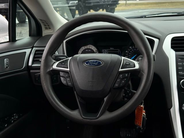 Used 2014 Ford Fusion SE image 15