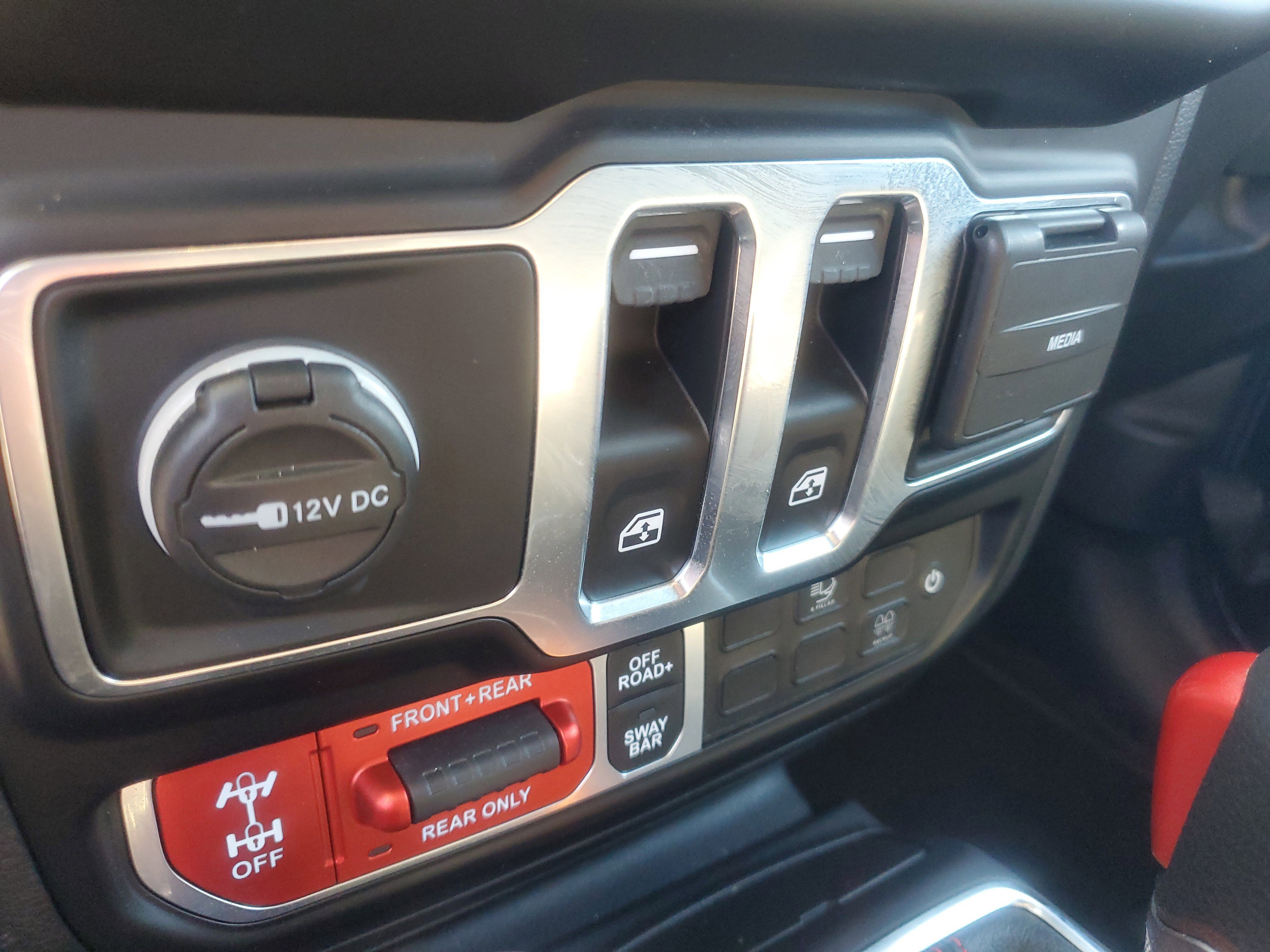 Used 2021 Jeep Wrangler Rubicon AWD/4WD image 19