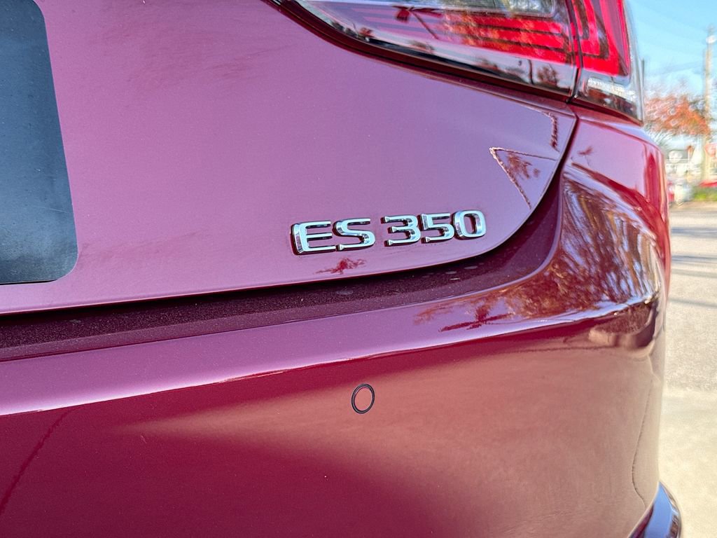 New 2025 Lexus ES 350 w/ Premium Package image 10