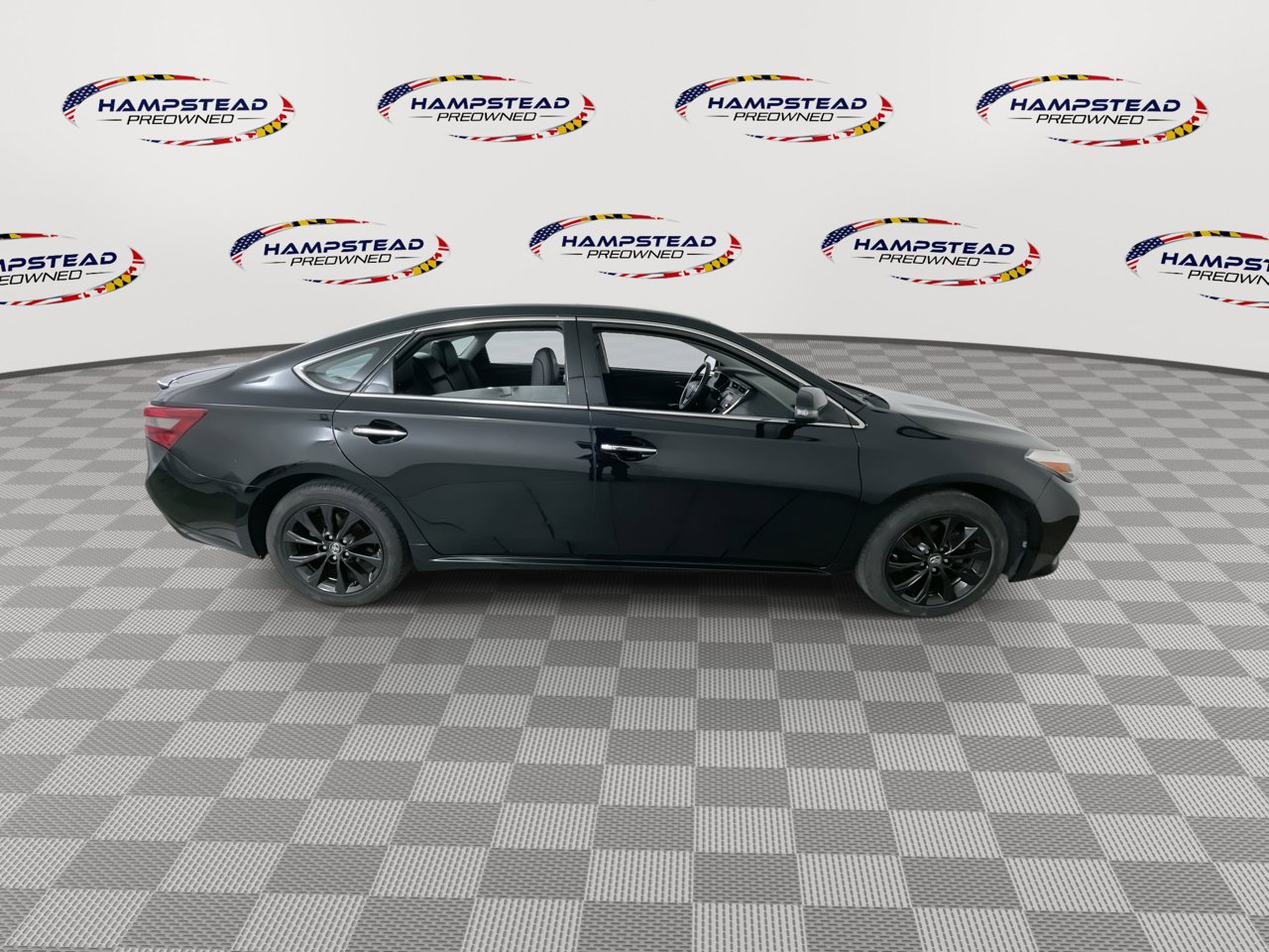 Used 2017 Toyota Avalon XLE Premium w/ All Weather Liner Package image 9