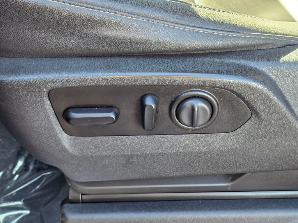 Used 2021 Chevrolet Silverado 1500 RST image 20