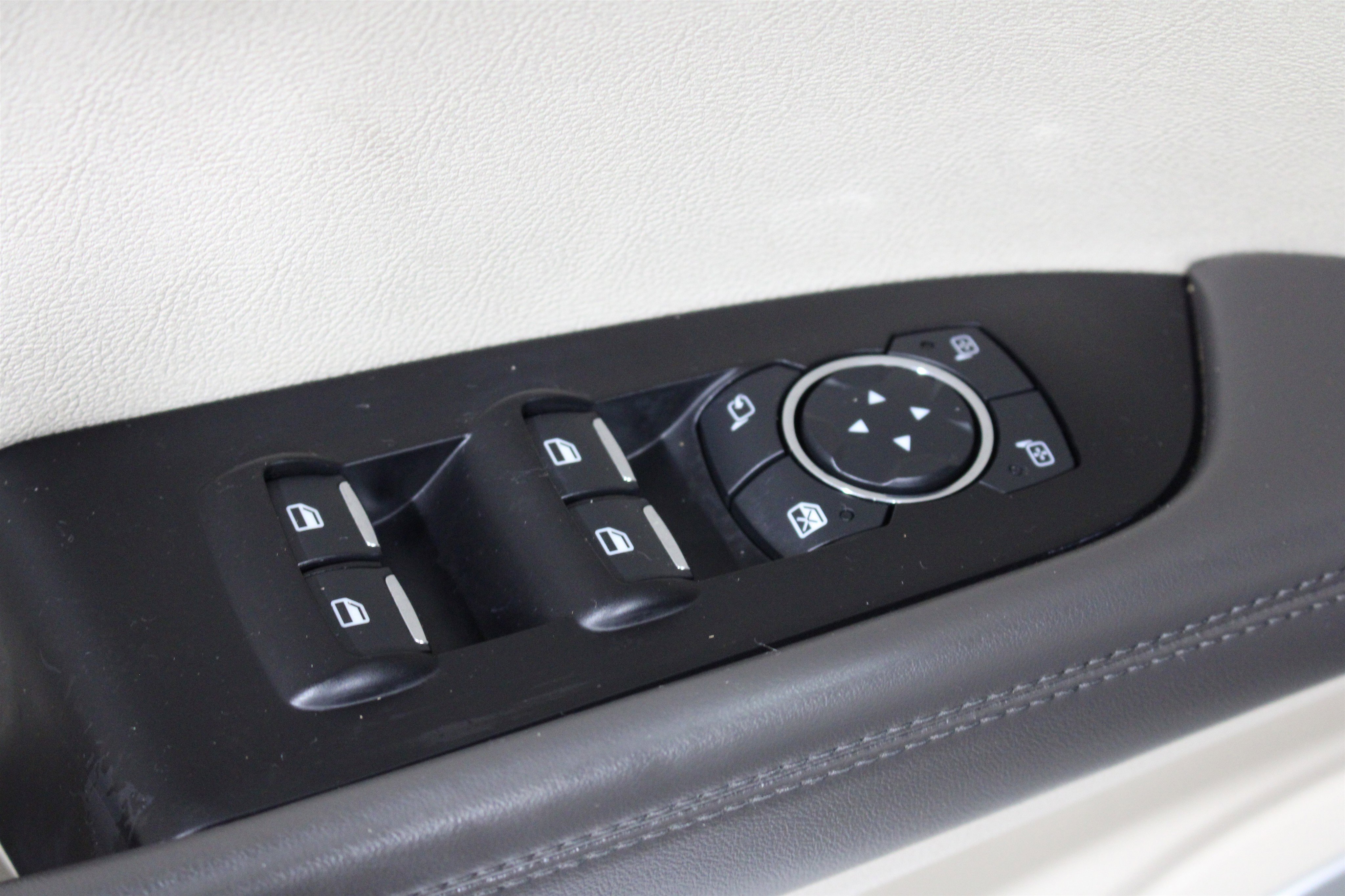 Used 2019 Lincoln Nautilus Reserve w/ Ultimate Package AWD/4WD image 7