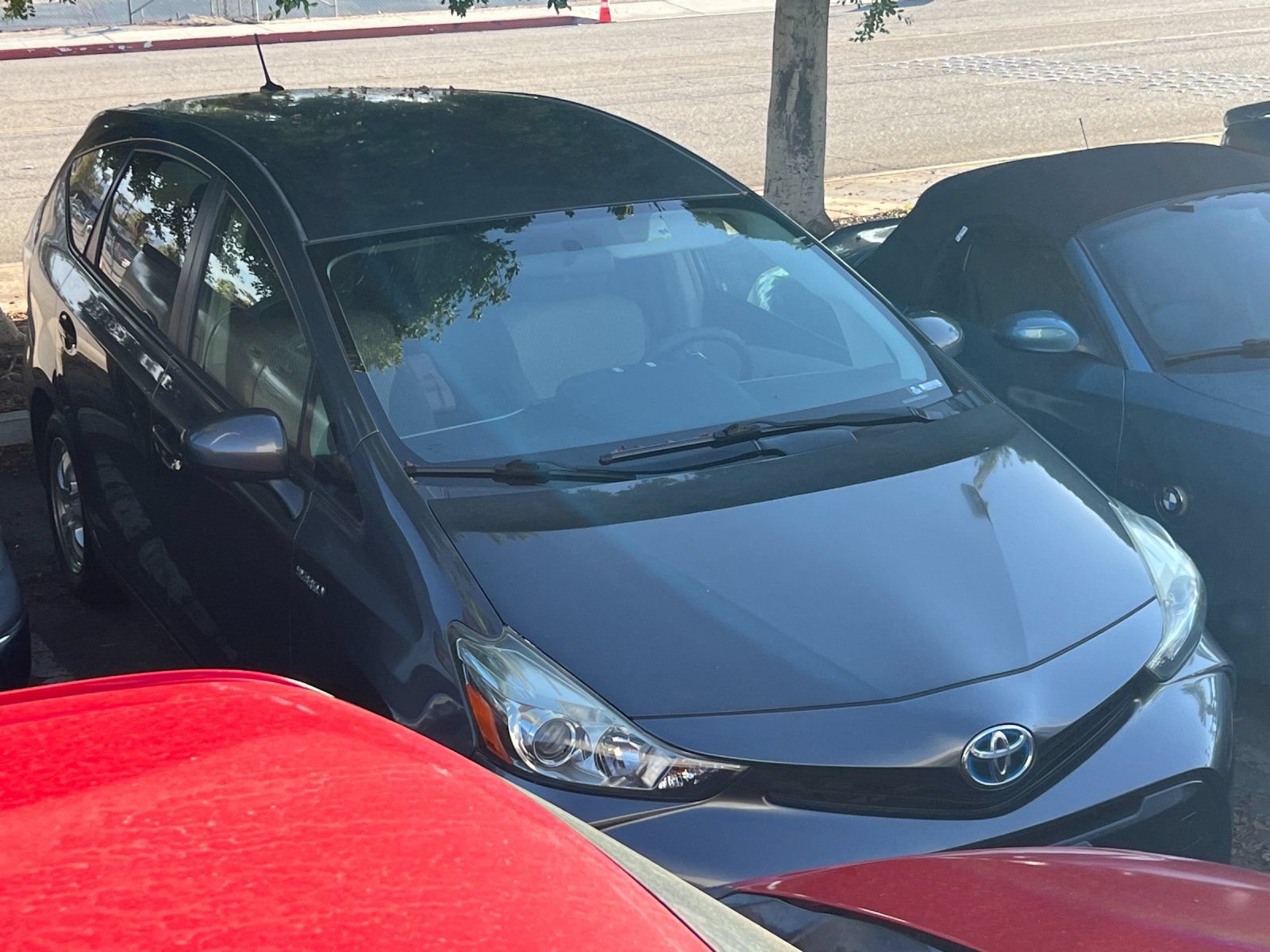 Used 2015 Toyota Prius V Three FWD image 2