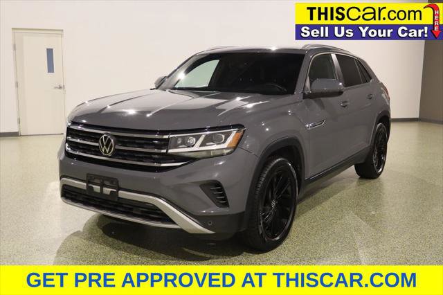 Used 2021 Volkswagen Atlas Cross Sport SE w/ Panoramic Sunroof Package FWD image 3