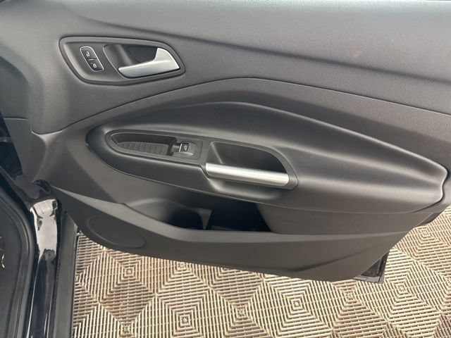 Used 2019 Ford Escape SEL AWD/4WD image 19