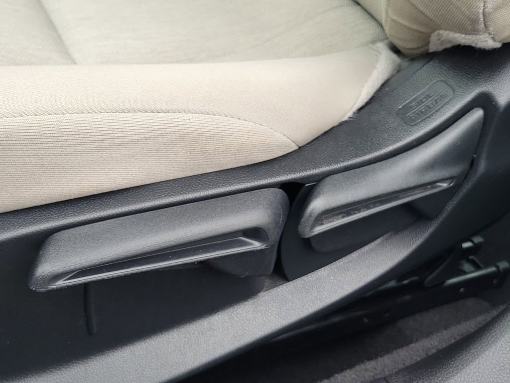 Certified 2023 Honda Accord LX image 19