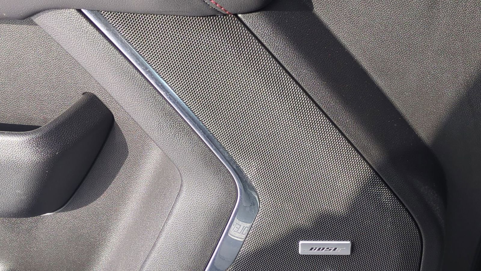 Used 2023 Chevrolet Tahoe RST image 34