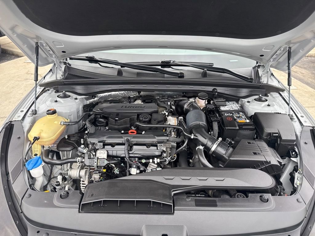 Used 2022 Kia K5 GT-Line image 37