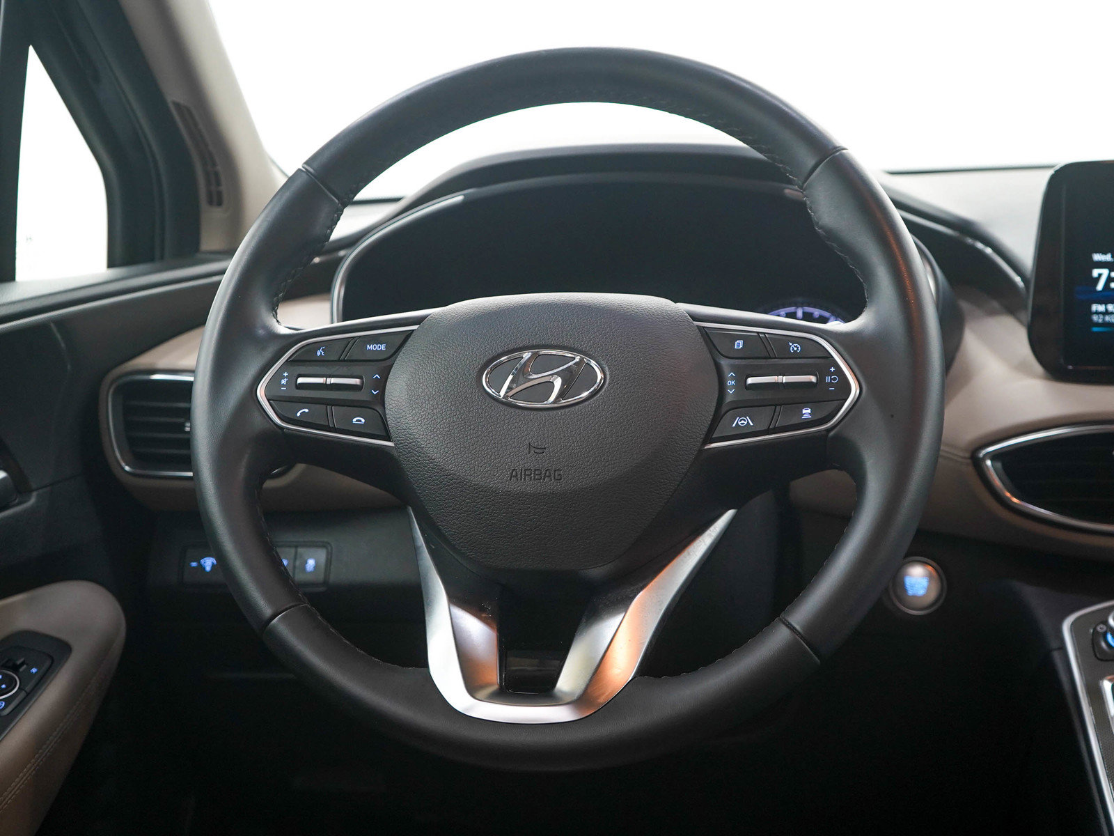 Certified 2023 Hyundai Santa Fe SEL AWD/4WD image 16