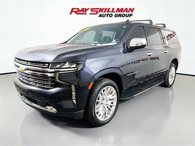 Used 2022 Chevrolet Suburban Premier image 3