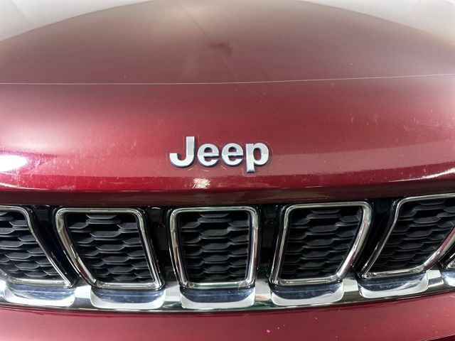 Used 2022 Jeep Grand Cherokee Limited 4xe w/ MOPAR Finishing Package image 9