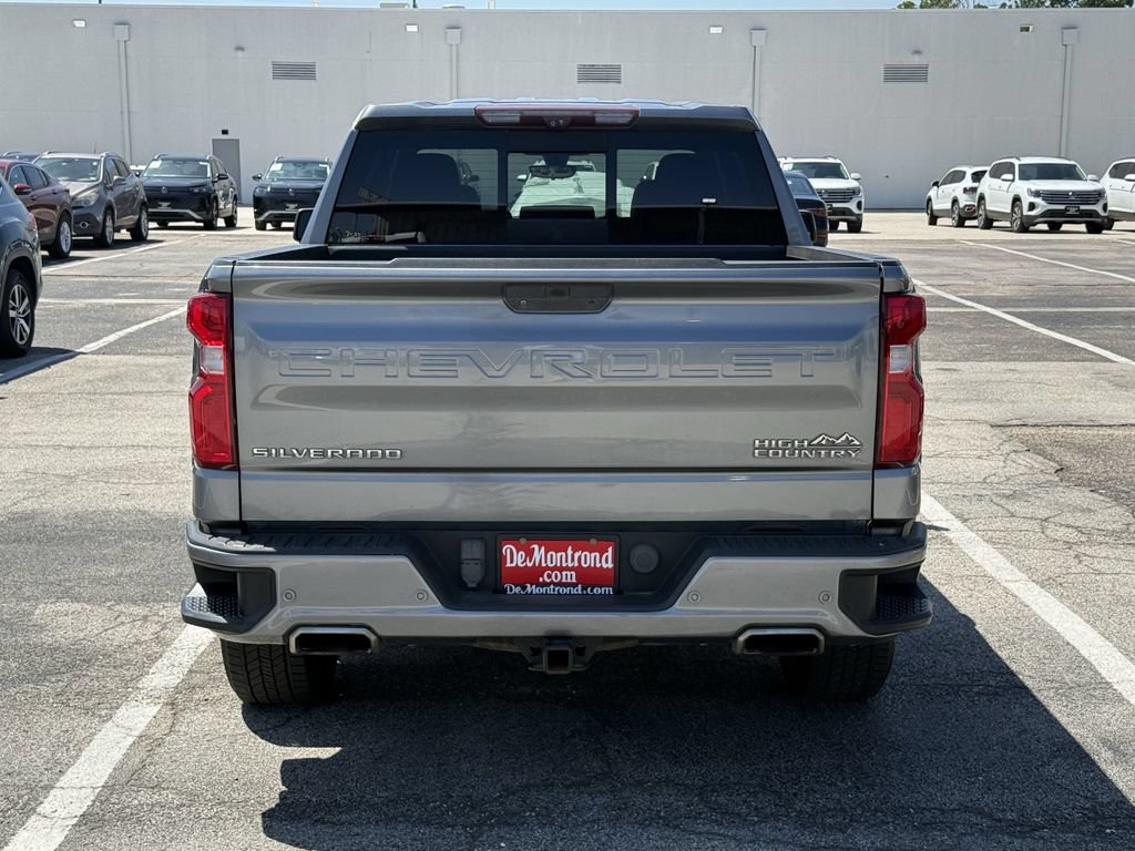 Used 2020 Chevrolet Silverado 1500 High Country w/ Technology Package AWD/4WD image 6