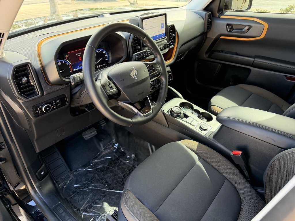 Used 2023 Ford Bronco Sport Badlands image 10