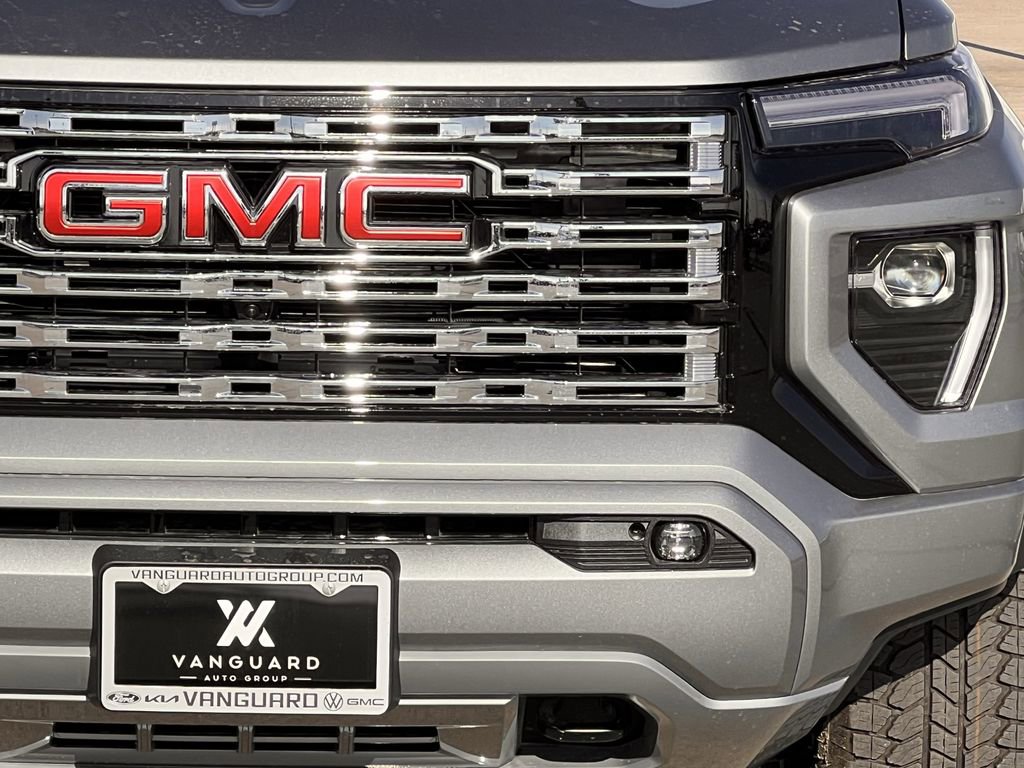 New 2026 GMC Canyon Denali image 9