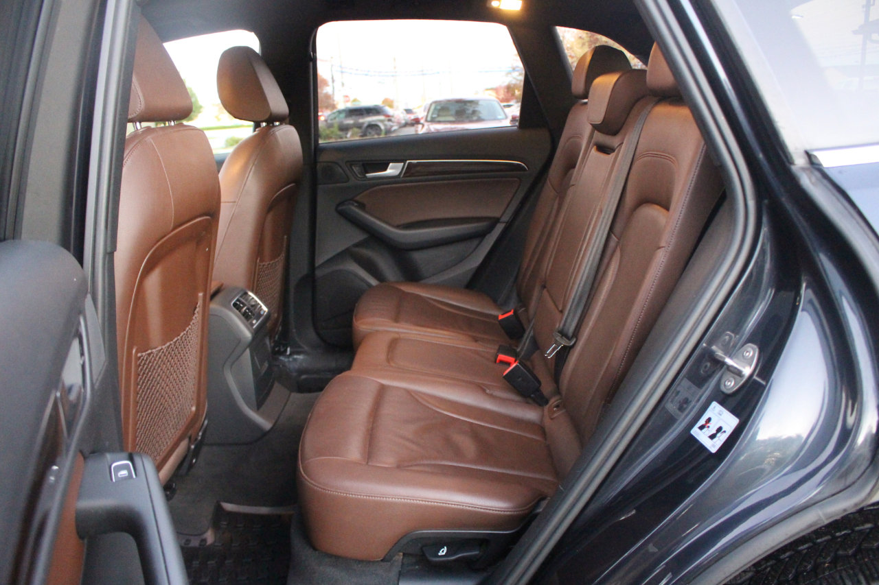 Used 2017 Audi Q5 2.0T Premium image 34