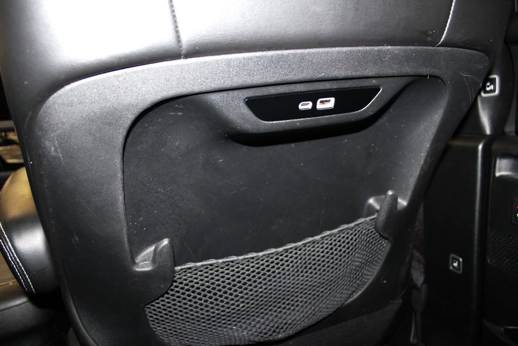 Used 2025 Chrysler Pacifica Limited image 39