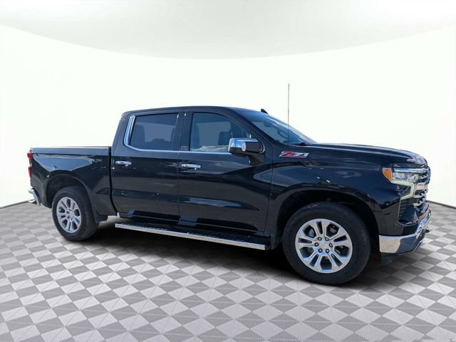 Used 2024 Chevrolet Silverado 1500 LTZ AWD/4WD image 2