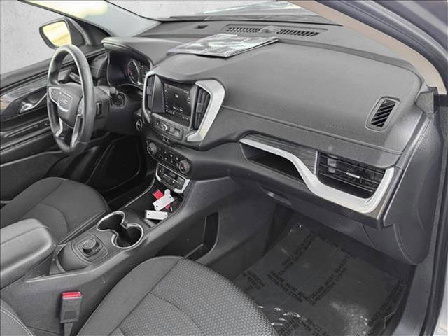 Used 2024 GMC Terrain SLE image 20