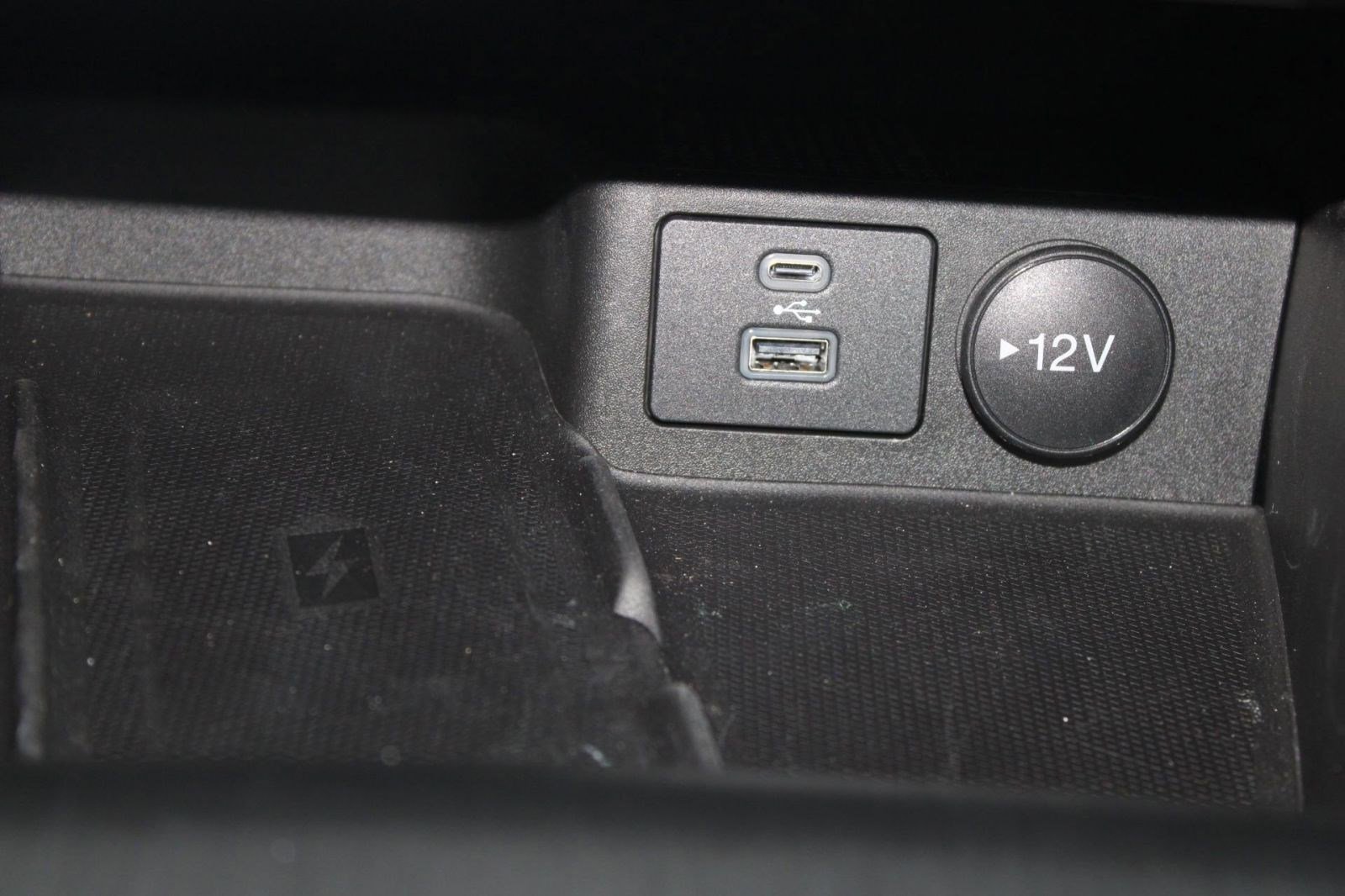 Used 2023 Ford Escape Platinum image 24