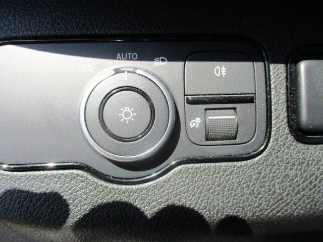 Used 2025 Mercedes-Benz Sprinter 2500 image 12