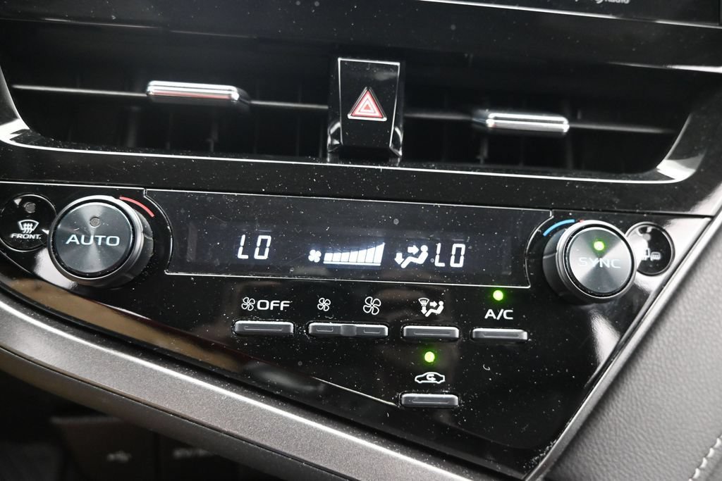 Used 2024 Toyota Camry XSE FWD image 32