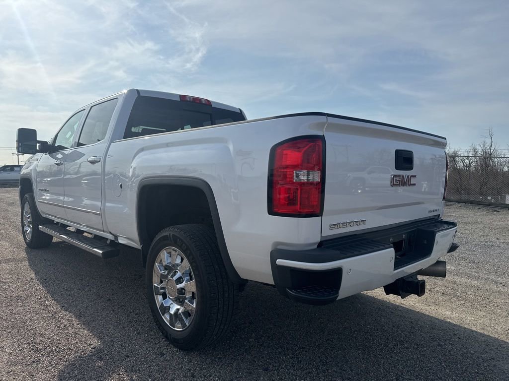 Used 2019 GMC Sierra 2500 Denali w/ Duramax Plus Package image 10