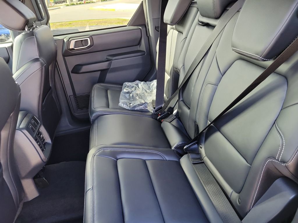 New 2026 Ford Bronco Outer Banks AWD/4WD image 11