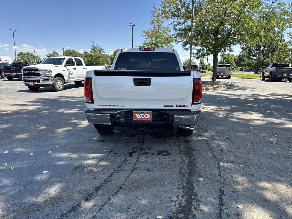 Used 2013 GMC Sierra 1500 SLT w/ SLT White Diamond Edition AWD/4WD image 6