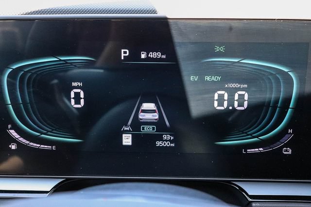 Certified 2025 Kia Niro EX FWD image 24