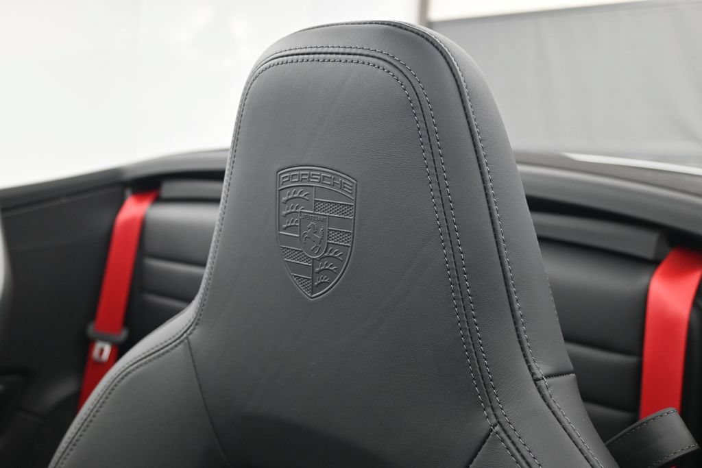 Certified 2025 Porsche 911 Carrera RWD image 15