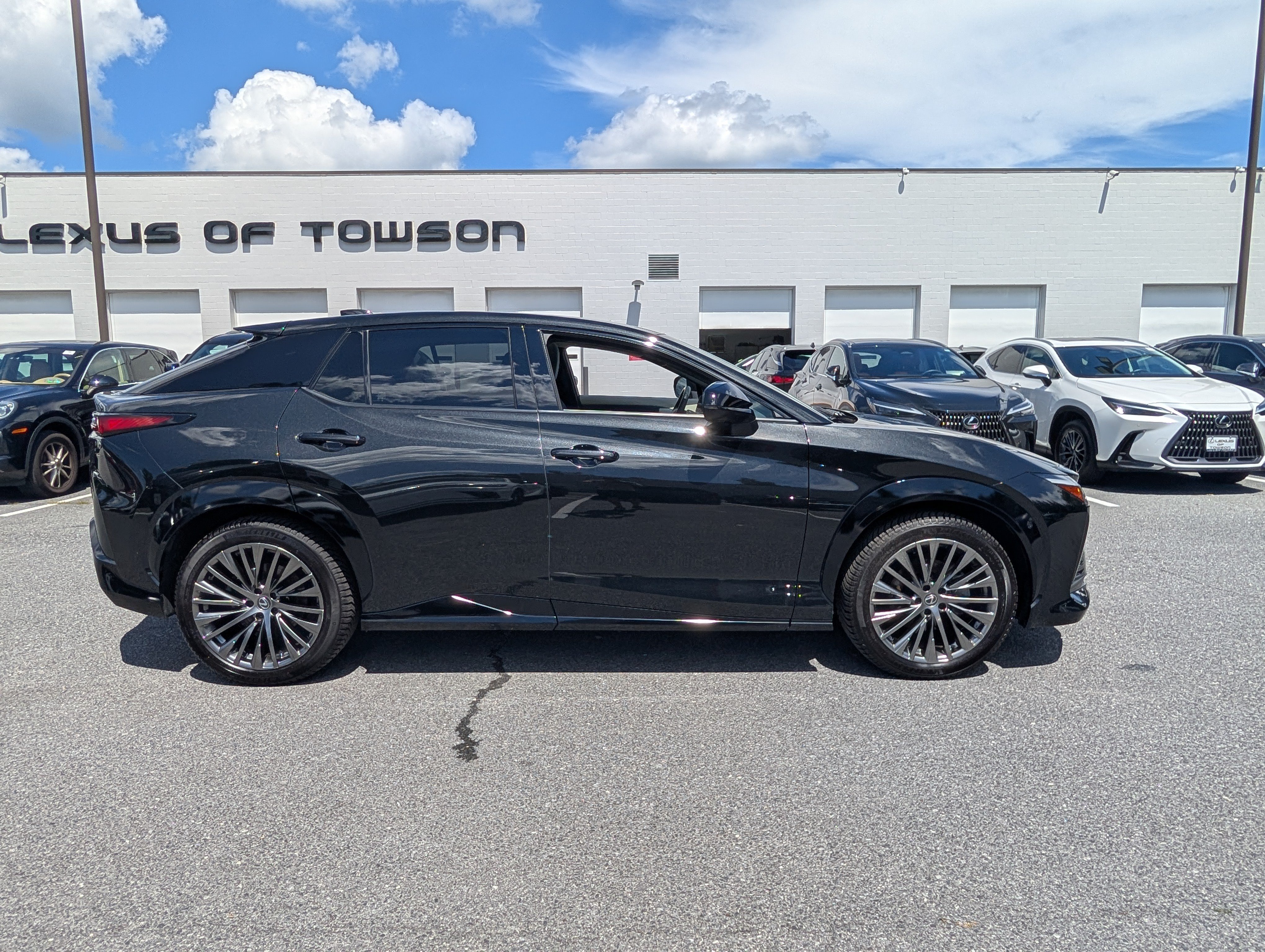 Certified 2023 Lexus RZ 450e Premium w/ Accessory Package (2T) AWD/4WD image 2