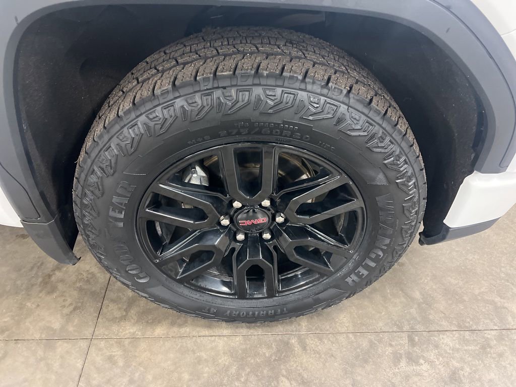 Used 2022 GMC Sierra 1500 Elevation w/ Preferred Package image 18