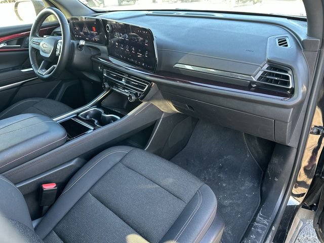 Used 2024 Chevrolet Traverse Z71 image 28