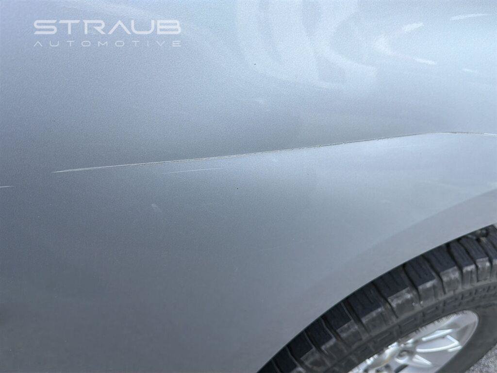 Used 2019 Chevrolet Silverado 1500 LT w/ All-Star Edition AWD/4WD image 18