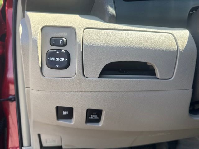 Used 2007 Toyota Camry Hybrid FWD image 23