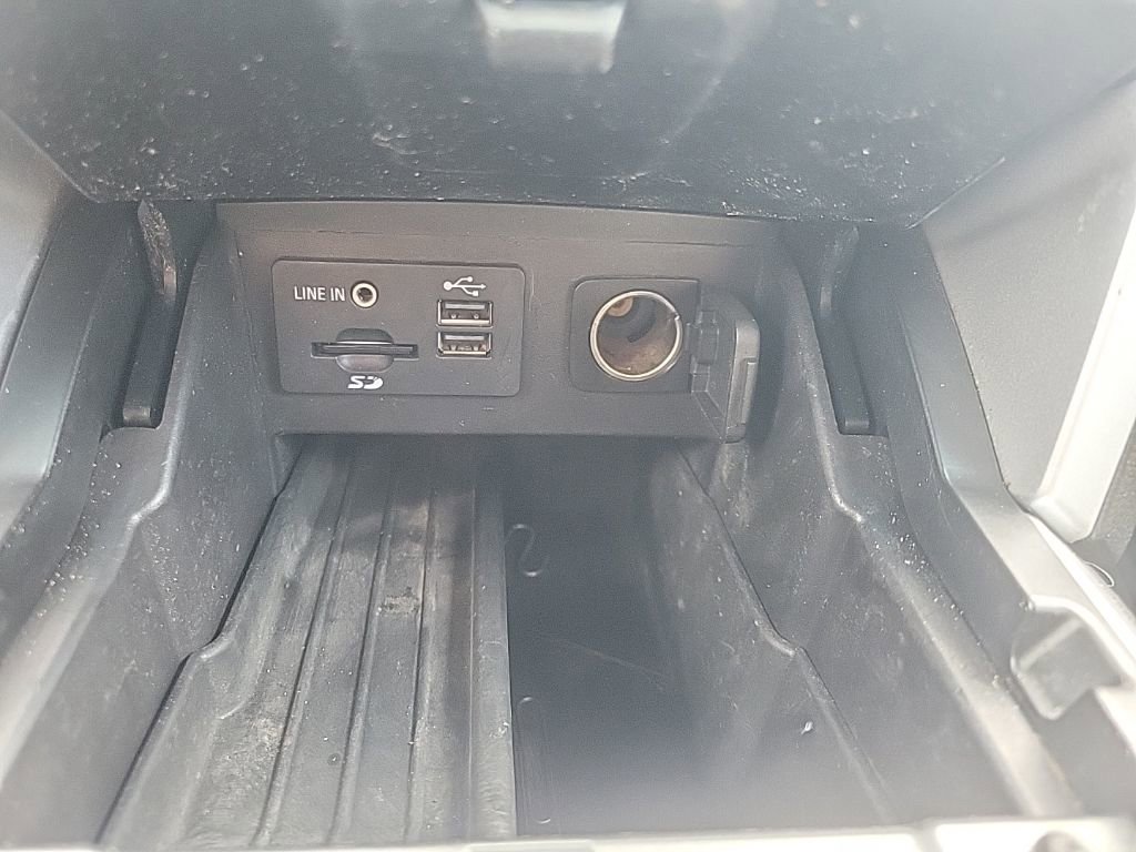 Used 2014 Ford Explorer XLT image 15