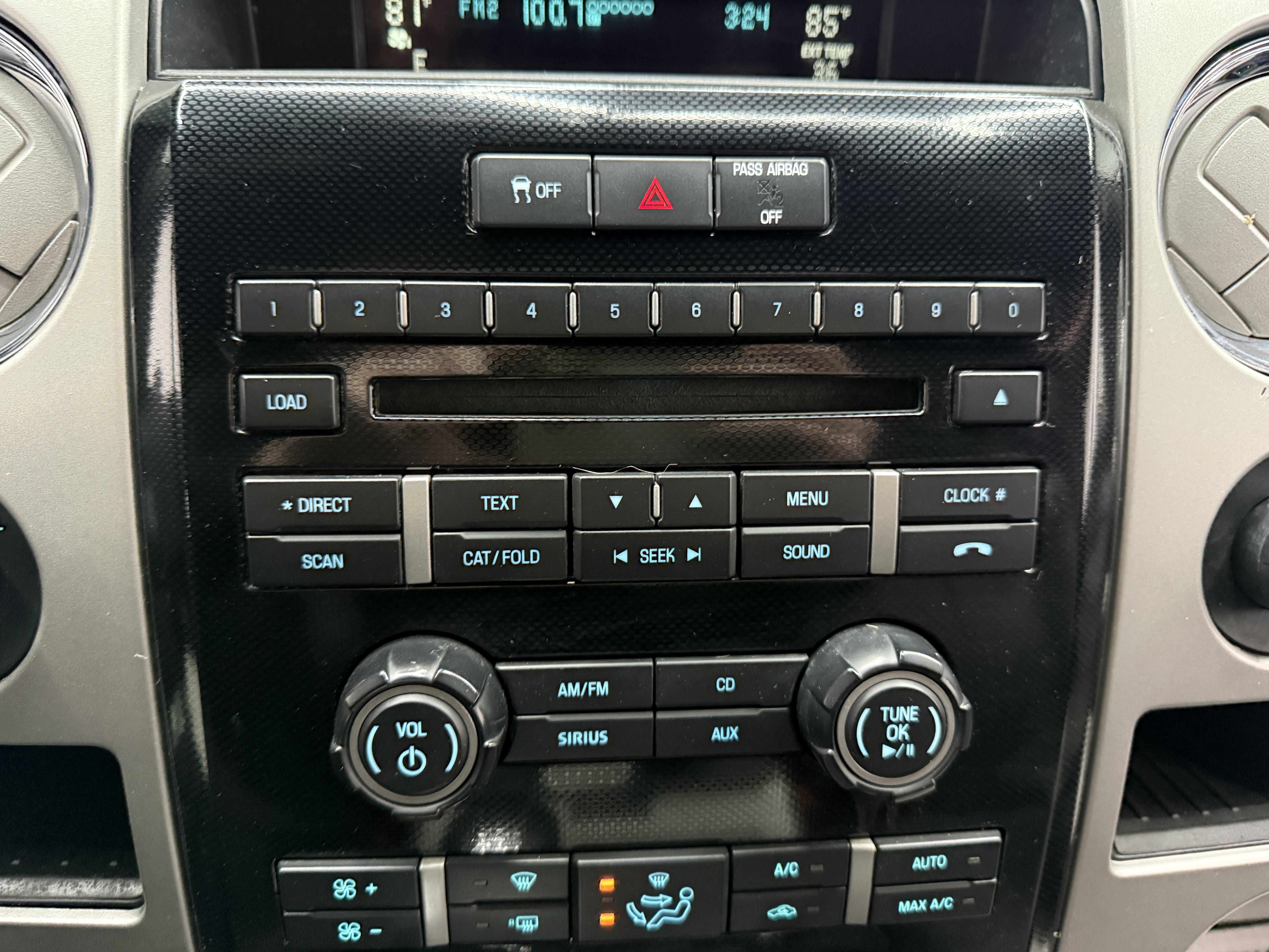 Used 2012 Ford F150 FX4 w/ FX Luxury Pkg image 13