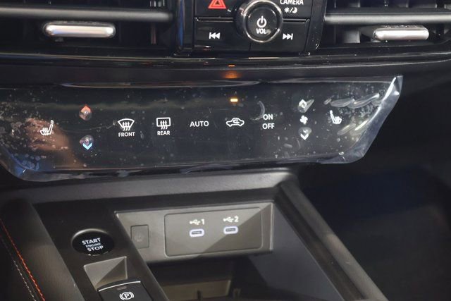 New 2025 Nissan Kicks SR w/ SR Premium Package image 17