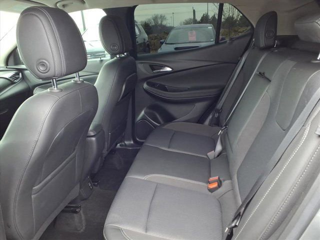 Used 2023 Buick Encore GX Select w/ Sport Touring Package image 25