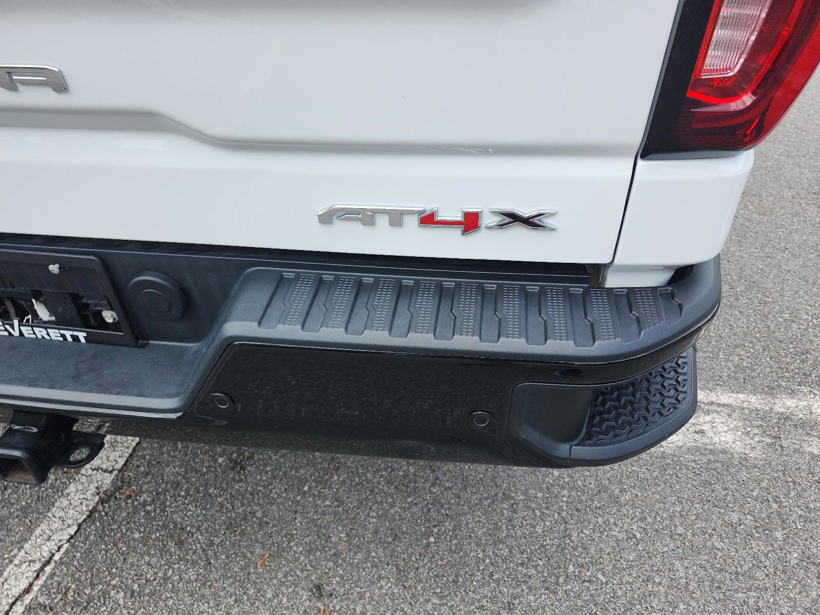 Certified 2025 GMC Sierra 1500 AT4X AWD/4WD image 5