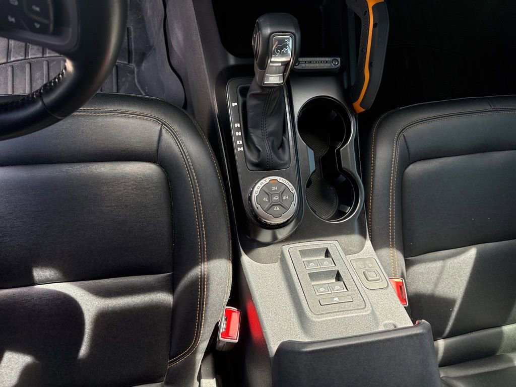 Used 2023 Ford Bronco Badlands image 14