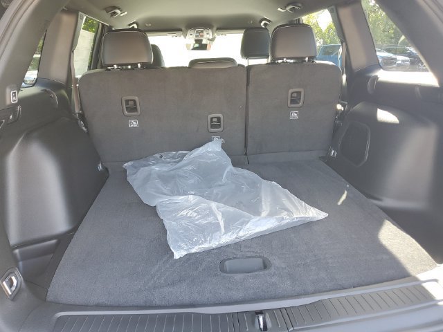 New 2026 Jeep Grand Cherokee Limited w/ Trailer Tow Package AWD/4WD image 8