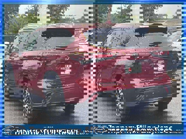 Certified 2024 Toyota Highlander XLE image 8